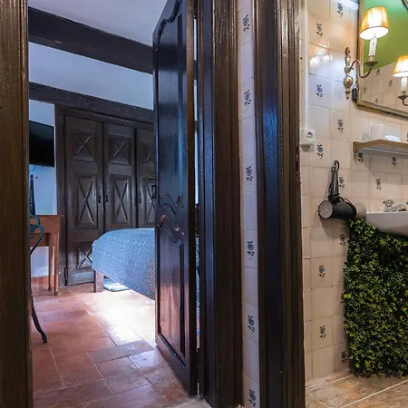 Bed and breakfast Small Cozy In Palace Patio With Hot Tub And Snooker - Wow *