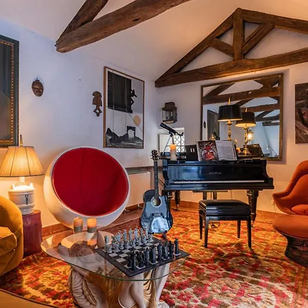 Bed & Breakfast Small Cozy In Patio With Piano And Snooker - Wow Sintra