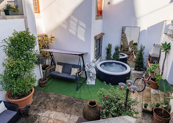 Small Cozy In Palace Patio With Hot Tub And Snooker - Wow